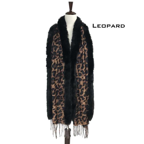 Oblong Fur Trimmed Scarf (Leopard)