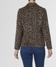 Load image into Gallery viewer, Leopard Brushed Blazer
